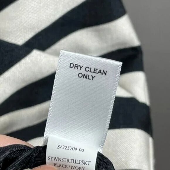 NEW Banana Republic Skirt Womens 2 Black White Stripe Pencil preppy corp - Picture 7 of 10